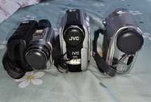 Camere video cu casete miniDV JVC pentru piese