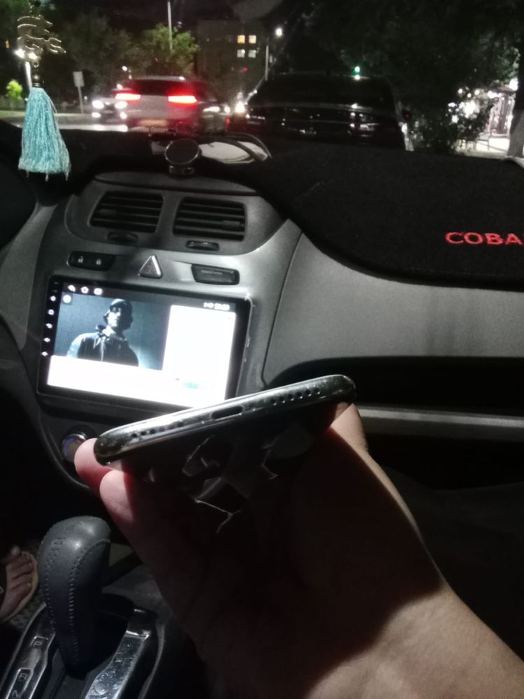 Продается iPhone X 64 GB
