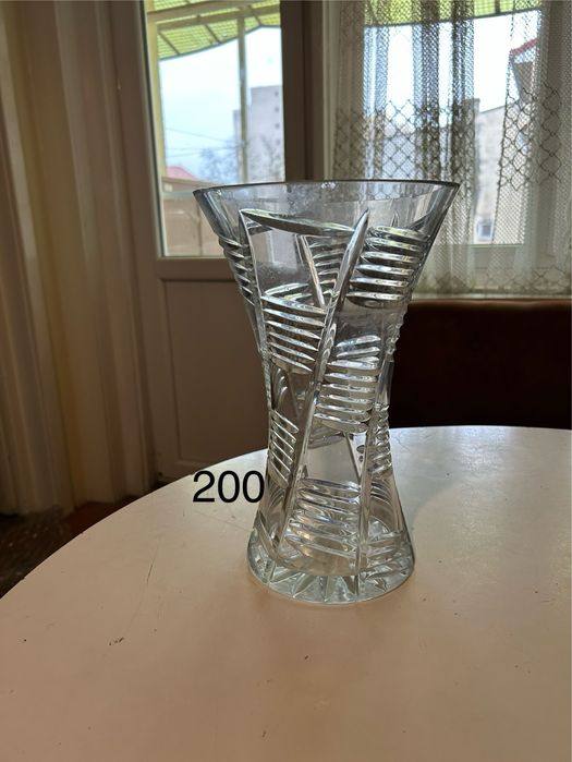 Vaze din cristal diverse marimi pret pe poză