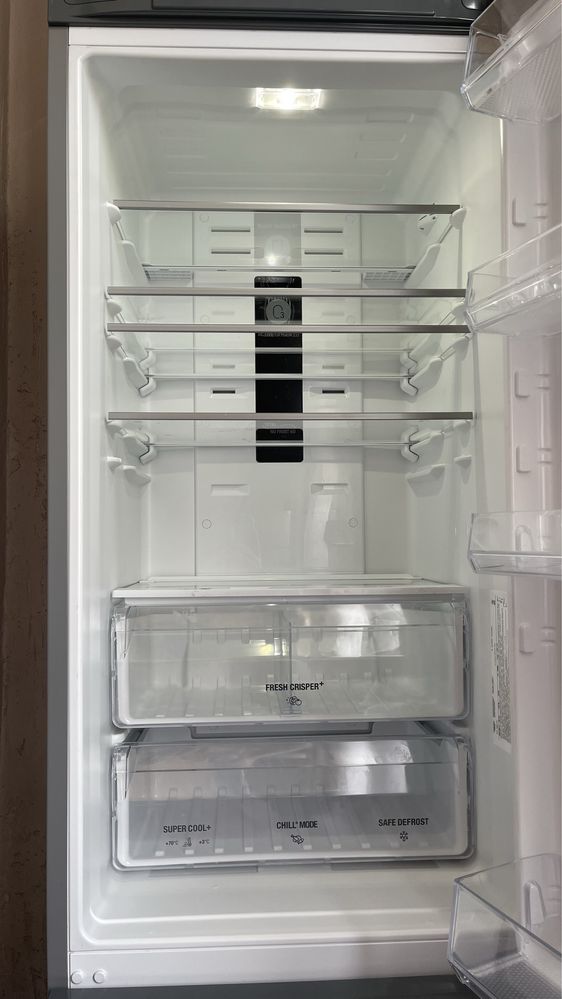 Холодильник Hotpoint Ariston HFP 7200 XO