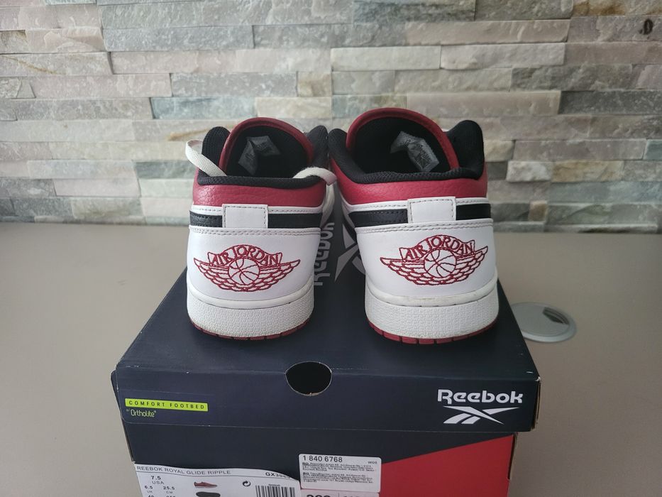 Air Jordan One University Red
