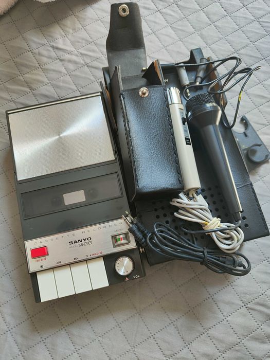 Casetofon Sanyo - vintage