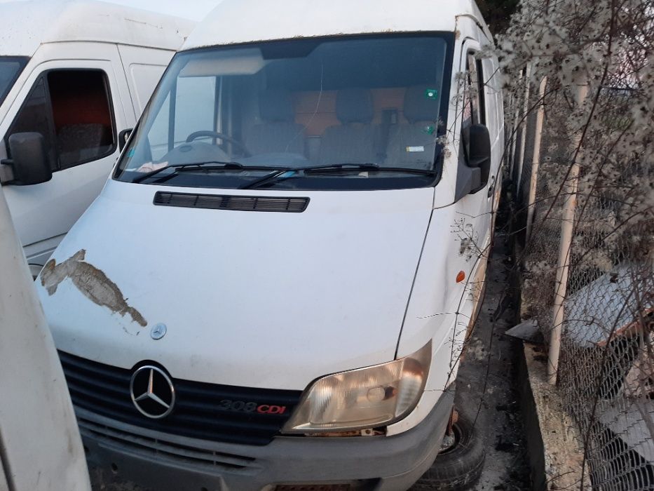 Мерцедес Спринтер 2.2 cdi Mercedes Sprinter на части