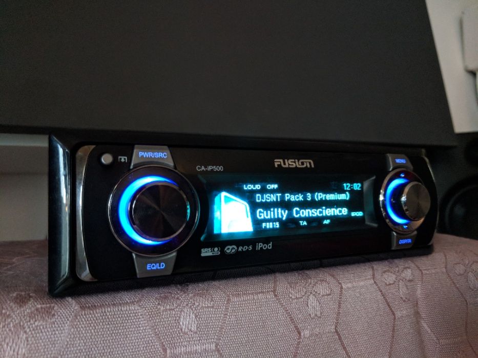 Cd player FUSION CAIP500( Pioneer , JVC , Kenwood , Clarion , Alpine )
