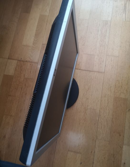 Monitor calculator HP desktop pc buget