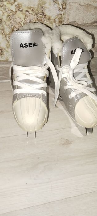 Коньки детские 29р