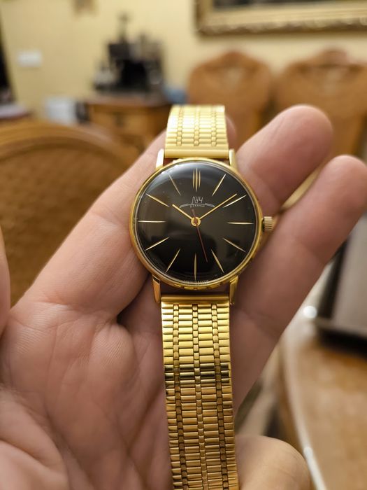 Наручные часы Полёт де люкс 2209  (Poljot de luxe). "Луч"