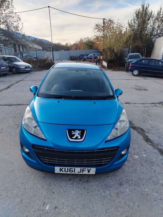 Пежо 207 1.4 95к.с на части!