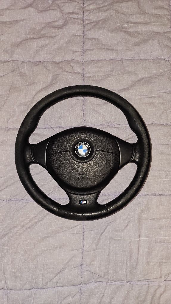 Vând volan M-Tech 3
