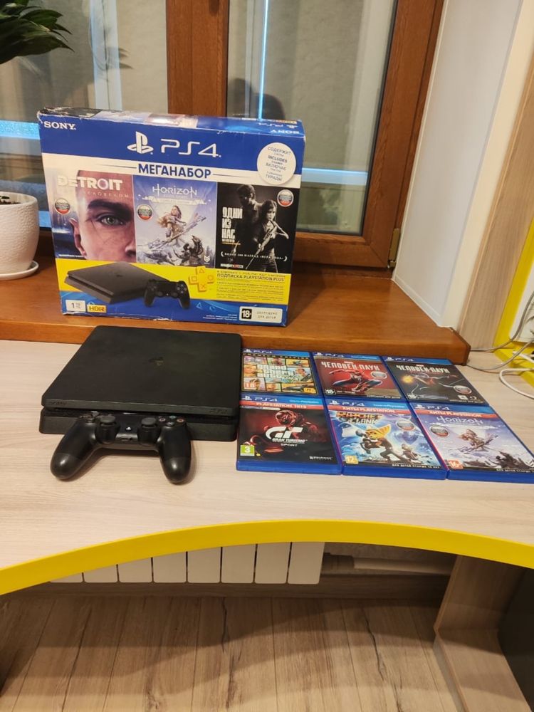 Playstation 4 slim 1 tb