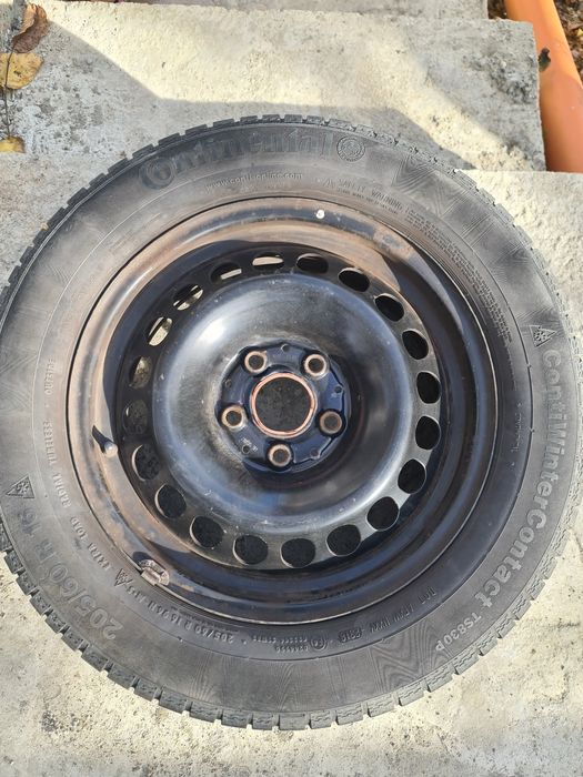 Roti cu jante si anvelope de iarna 205 60 r 16  5 x 112