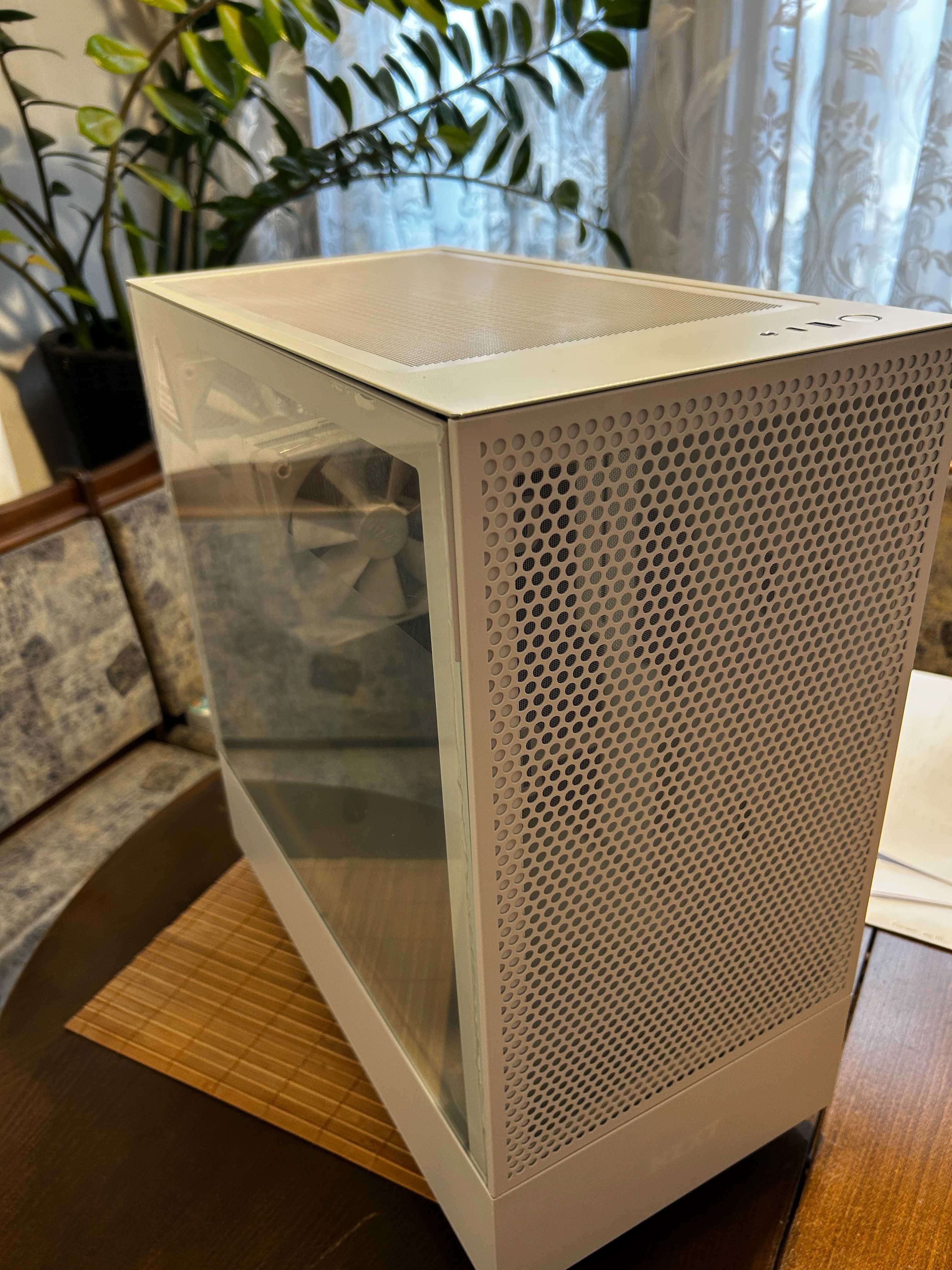 Геймърски Ryzen 5 5600X/RТX 3070 OC/32gb рам/Nvme 1tb/NZXT Top