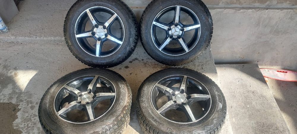 Продам зимние балонны с титанками