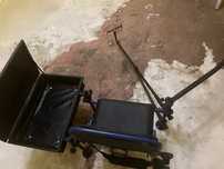 Vând scaun feeder
