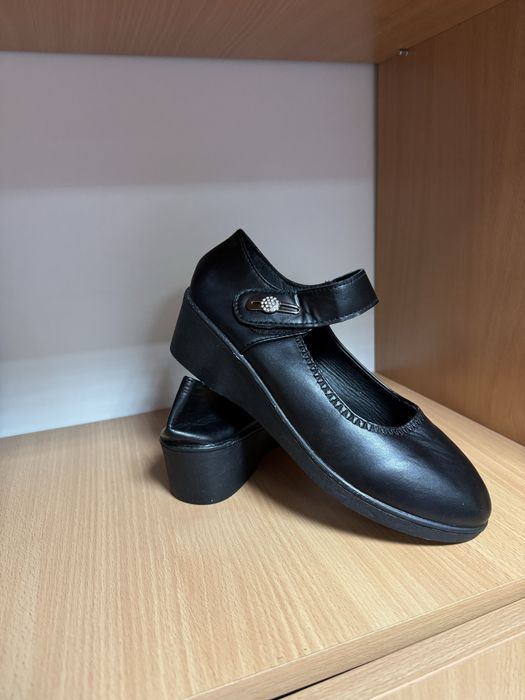 Дамски обувки от телешка кожа 40-ти номер