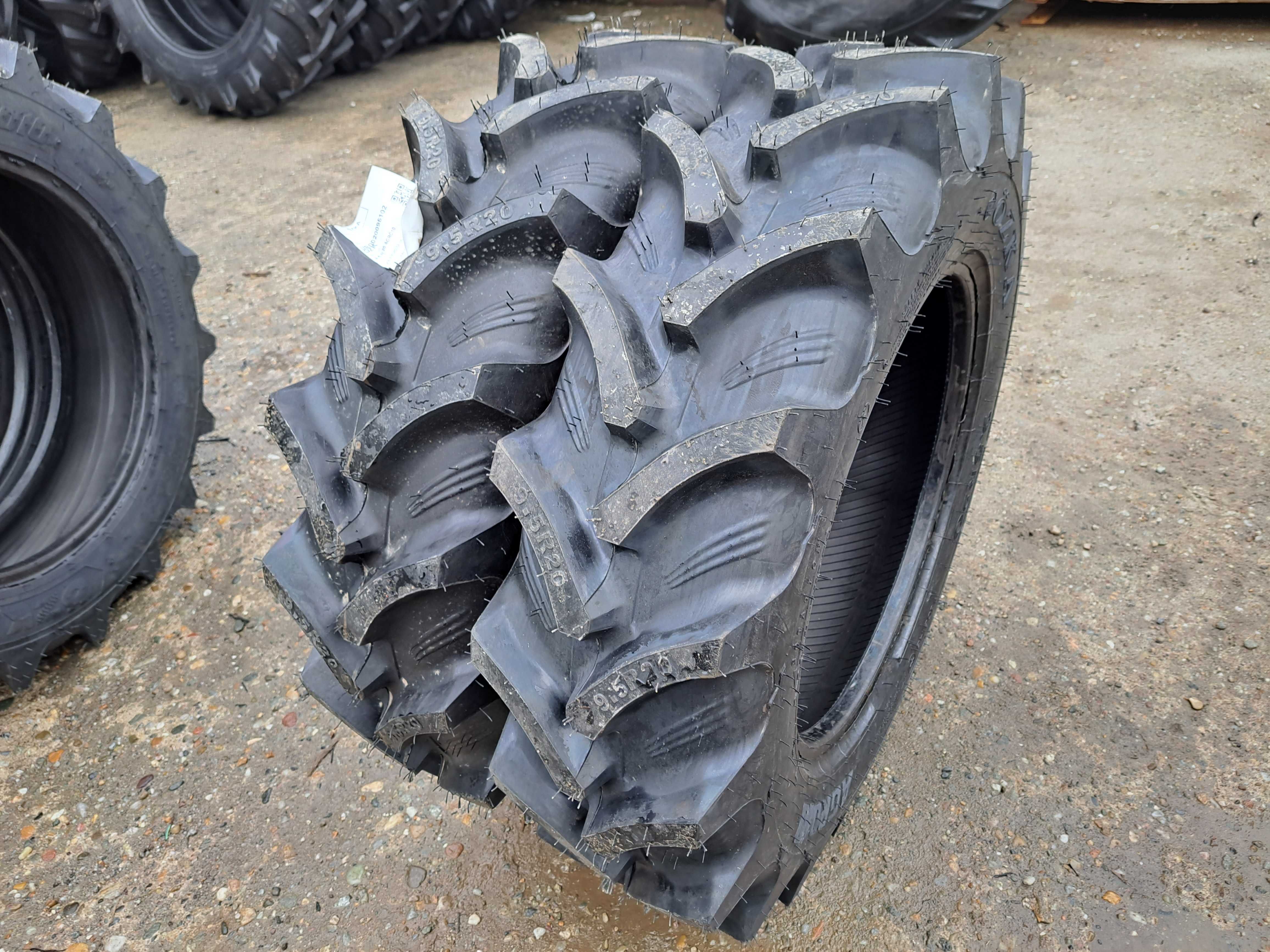 Cauciucuri noi radiale 9.5R20 marca OZKA anvelope pentru TRACTOR