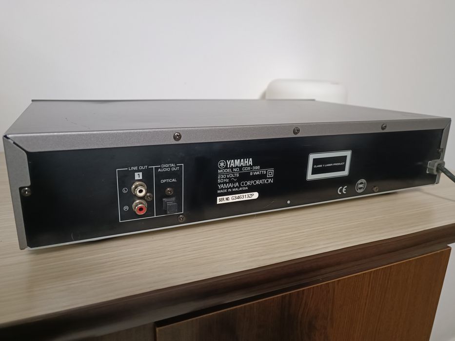 Cd-player Yamaha CDX-396