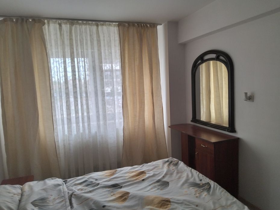 Apartament de închiriat în Oradea str Oneștilor cu parcare proprie