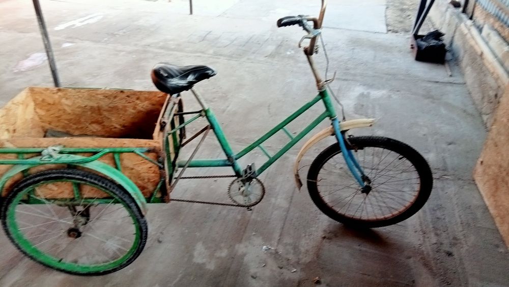 Велосипед трёх колёсные