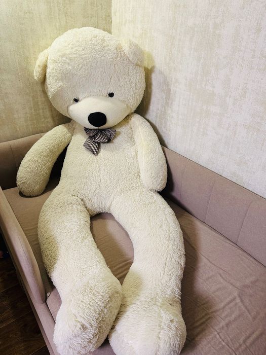 Мишка плюшевый. Высота 165 см