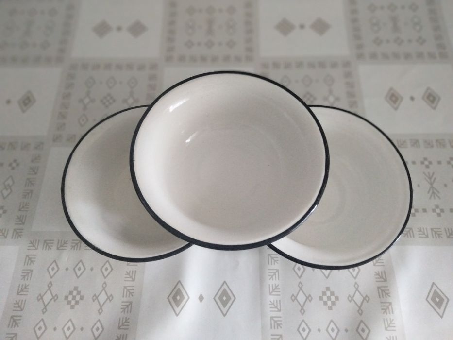 Эмалированная тарелка глубокая 20 см