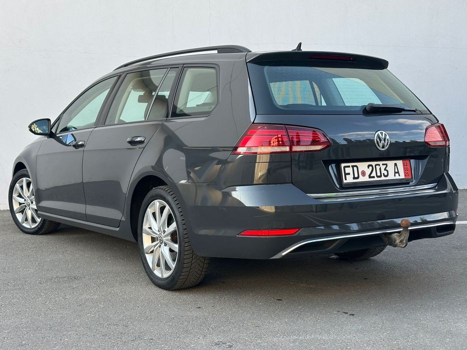 Golf 2020 1.6tdi distronic Navi Jante 17 vw Bluetooth