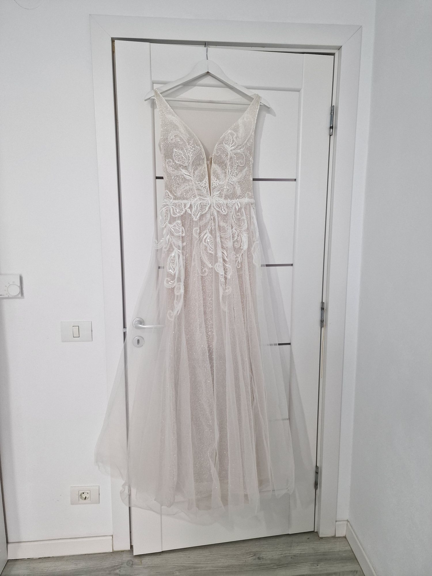 Vând rochie de mireasa mărimea S