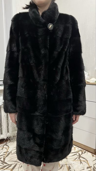 Шуба норковая……………………………..