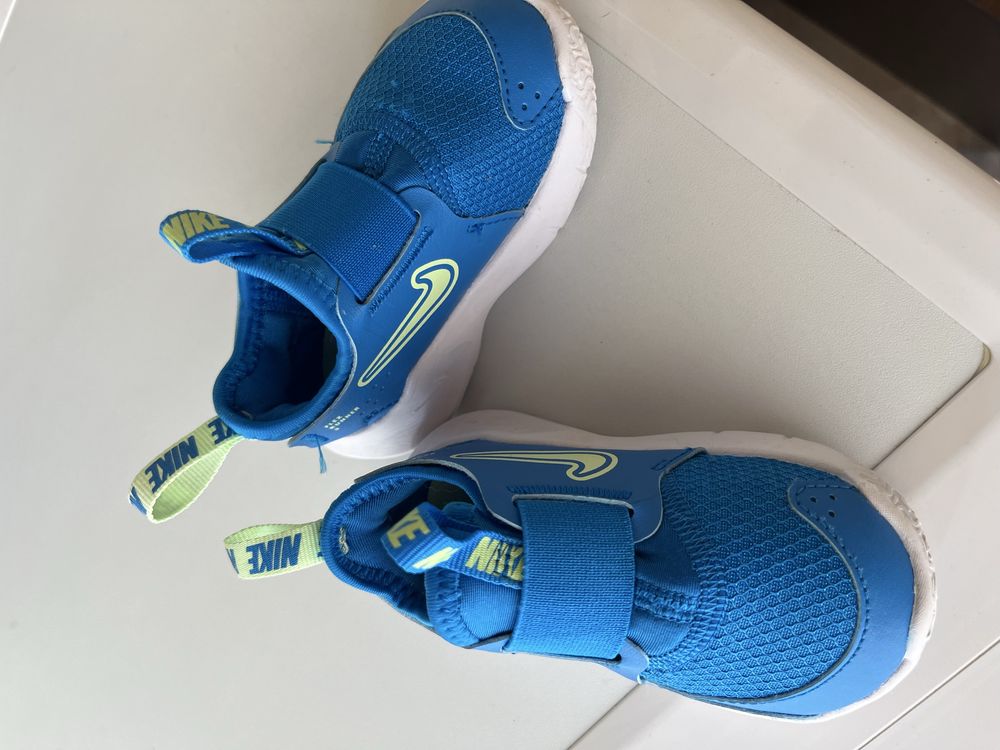 Бебешки маратонки nike