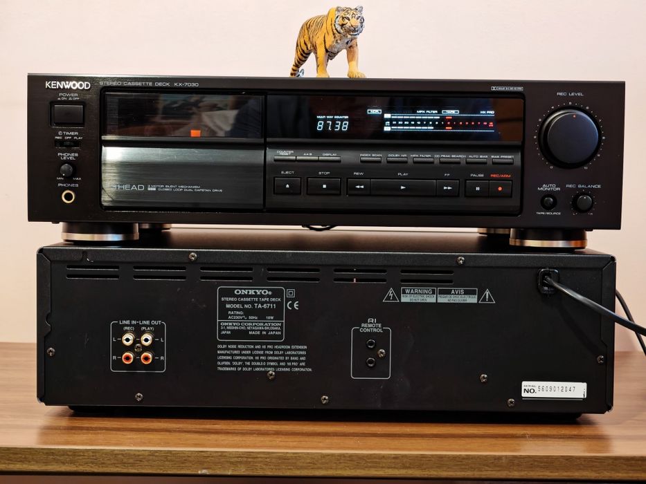 Kenwood KX-7030. Deck valoros, 3 head. Estetică de raft. Preț fix !