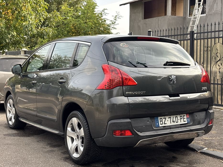 Peugeot 3008 2011 Head-Up Display Panoramic