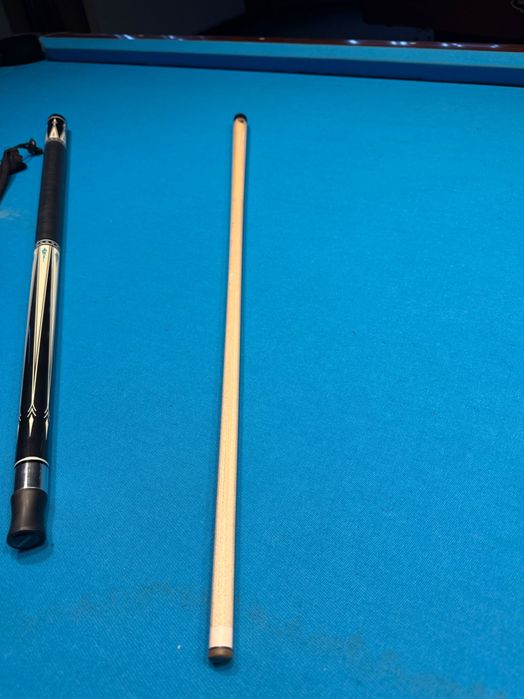 Vând tac biliard Predator