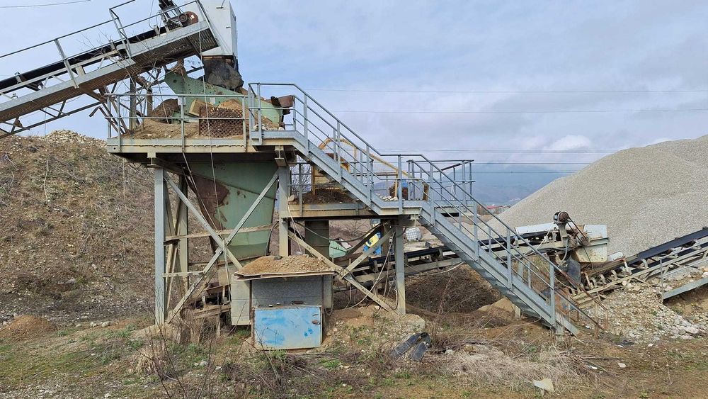 Statie sortare cu concasare