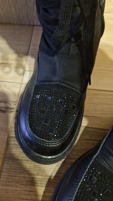 Дамски зимни ботушки