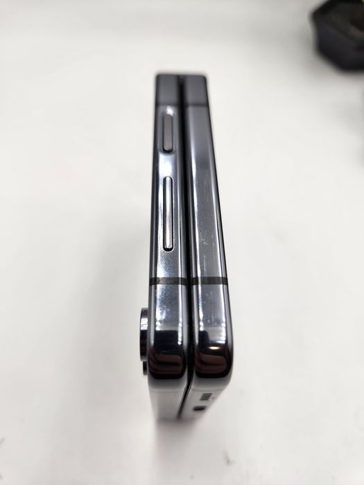 Hope Amanet P11-Samsung Z Flip 5/ 512-8gb/Garantie