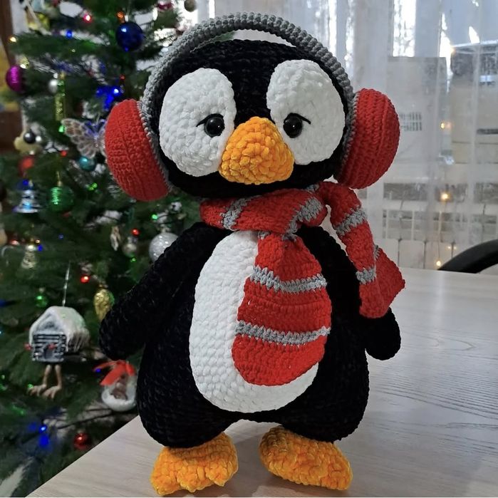 Продам Пингвинчика вязаную игрушку ручной работы