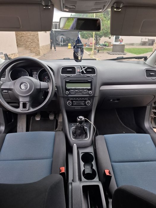 VW Glof 6 - 1.6 tdi 2010