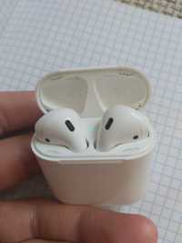 Продам оригинал air pods 2 поколения