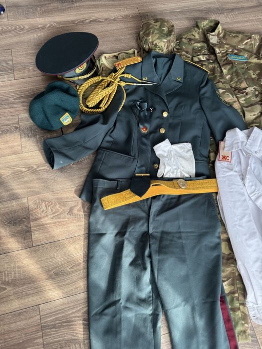 Парадная кадетская форма ,