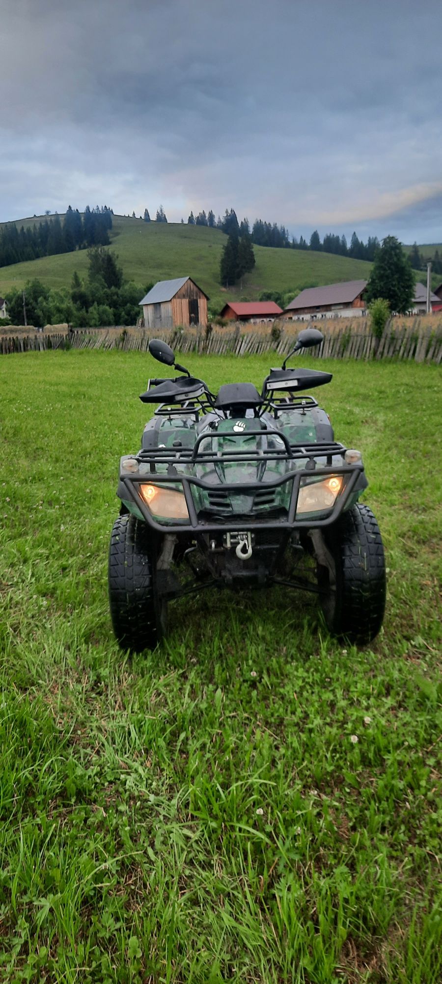 Vând linhai 300 4x4