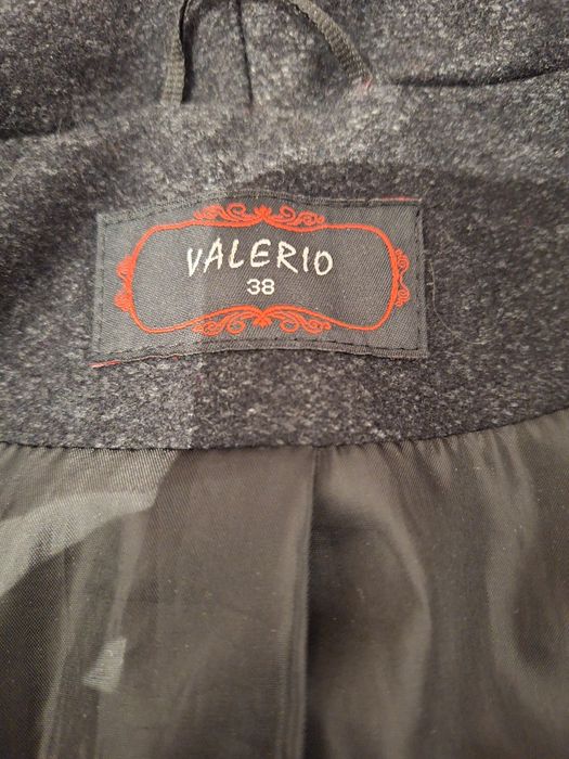 Palton scurt Valerio studio de lana