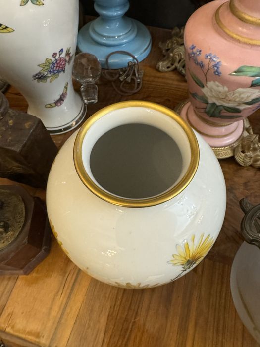 Vas portelan - pictura manuala