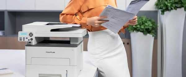 Imprimanta Pantum M7100 DW resoftata 33ppm ADF duplex WiFi NOU