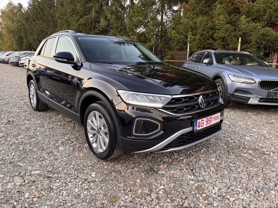 Volkswagen T-ROC Mașina este Nouă ,,72 Km” Garanție Producător 2 Ani