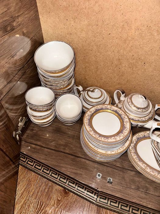 Посуда на 12 персоны