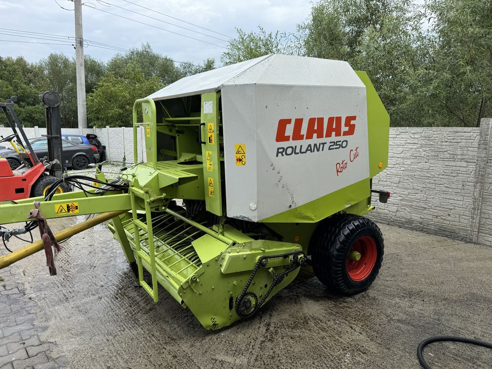 Claas rollant 250 46 roto cut balotiera rotunda presa welger rp 12