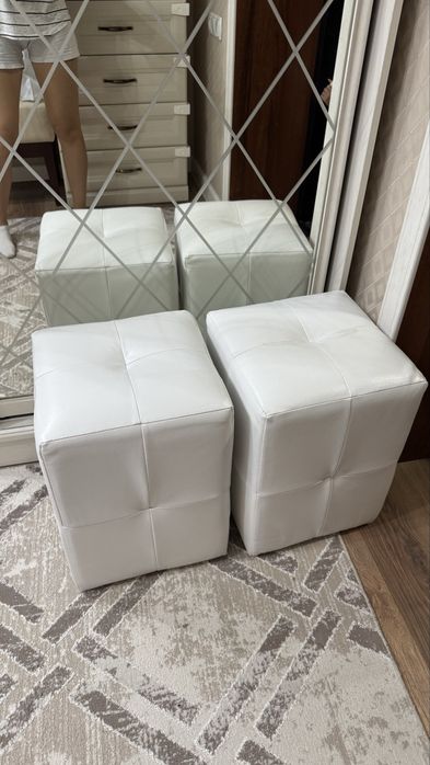 Пуфики 2 шт продам