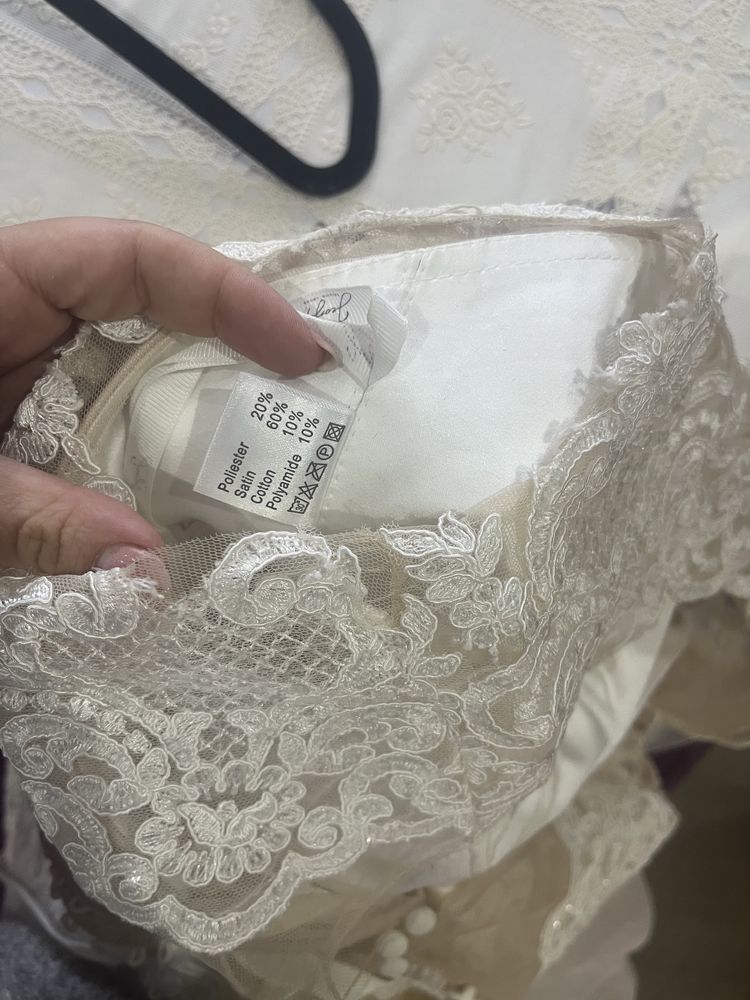 Rochie mireasa ..