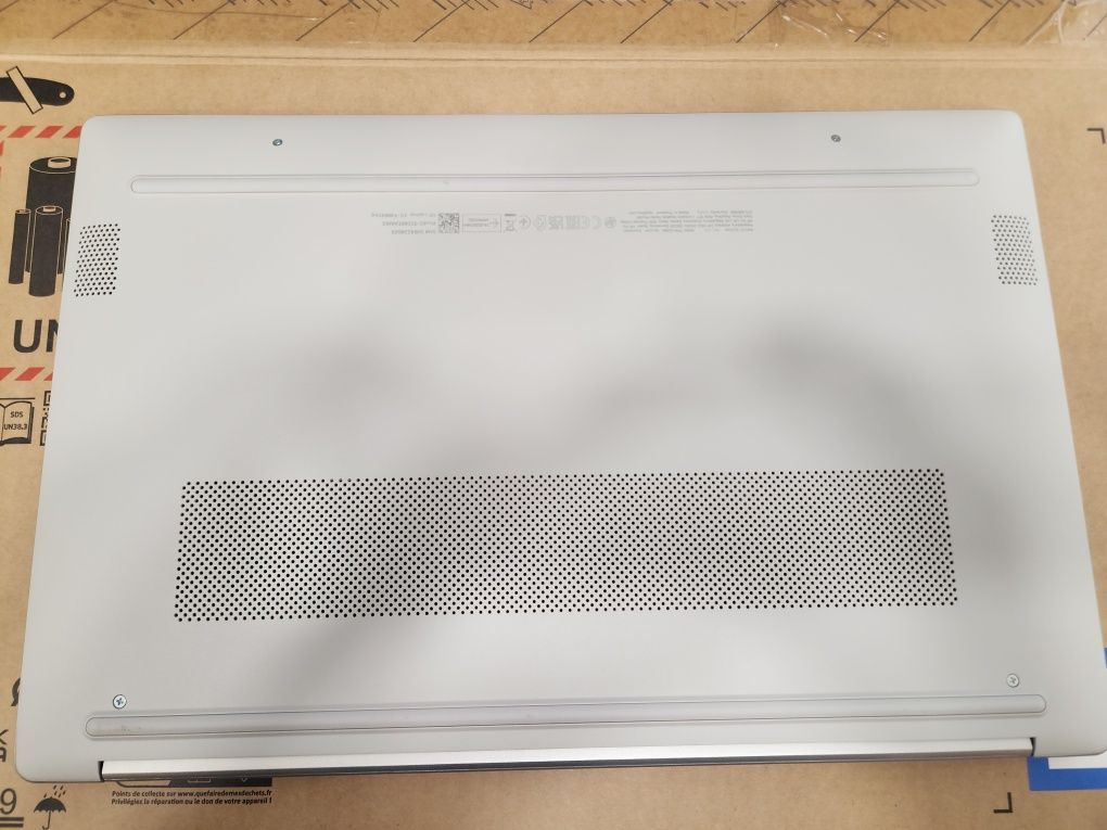Hope Amanet P11-Laptop HP 15/i3-1315U/8gb Ram/SSD 512gb/Fullbox