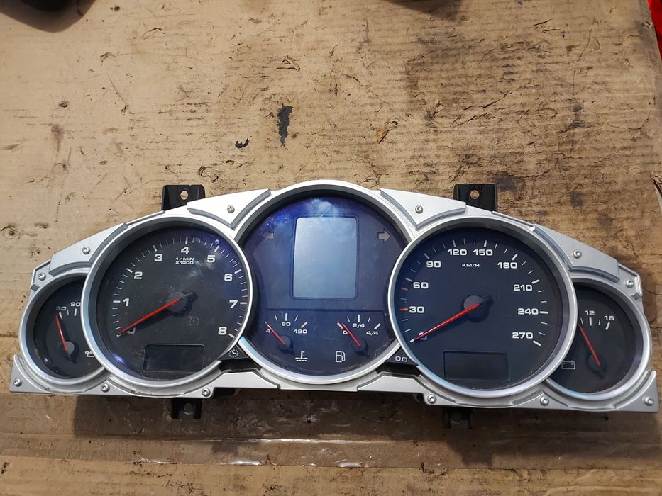 Табло ( километраж ) Порше Кайен / Porsche Cayenne 955